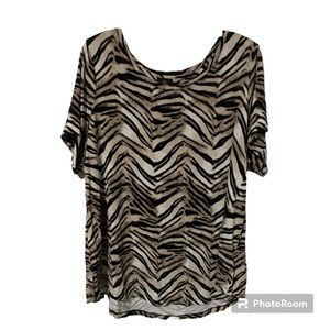 JM Collection 2X Women’s Animal Print Top